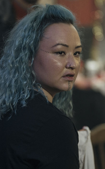 Aka Niviâna as Julia Navarro