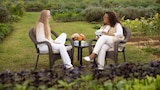 Suzy Amis Cameron