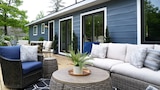 Country Club Cottage