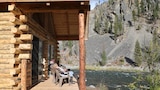 Building Off the Grid: Cabin of No Return