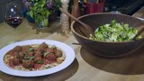 Meat-Free Meatballs in Tomato Basil Sauce