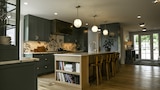 The Barnacle House and Steve's Kitchen