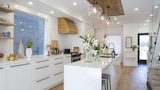 Rustic-Meets-Modern Design