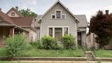 An Old Victorian House Gets a New Facelift