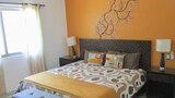 Making Content vs. Contented in Playa Del Carmen