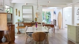 The Santa Barbara Midcentury