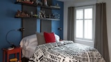 Bachelor Pad