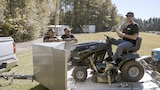 True Grassroots Racing: 60+mph Lawn Mowers!