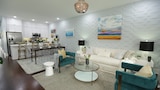 Smelly Shotgun House to Chic Downtown Home