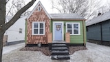 Farmhouse and Schoolhouse