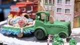 Gingerbread Showdown: Christmas Parade