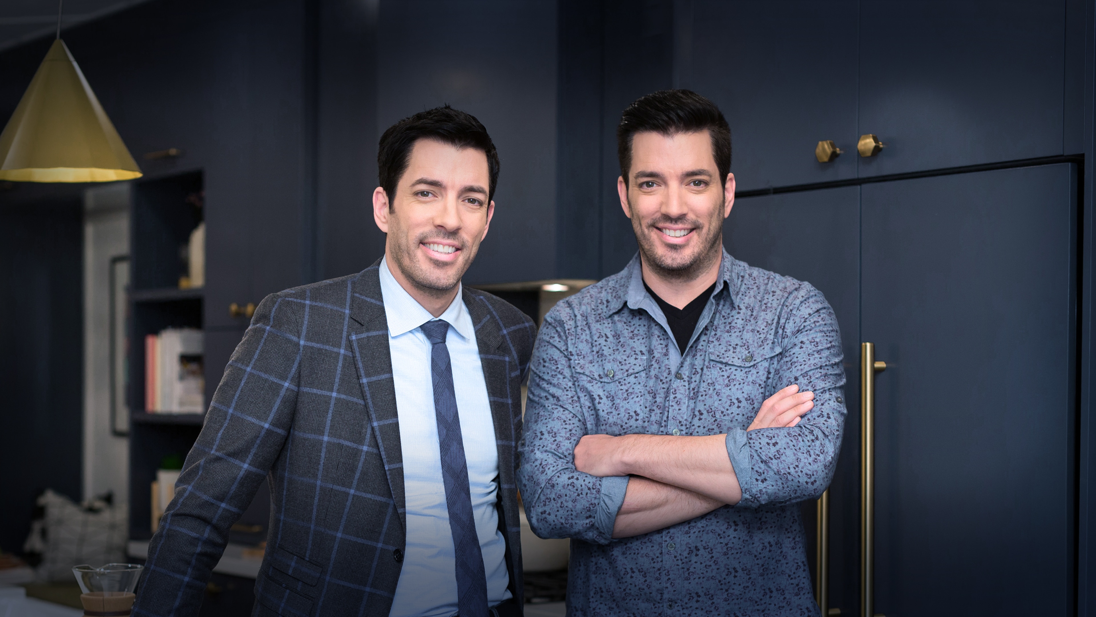 Ver Hermanos a la obra | HBO Max