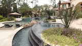 Cool Pools in Vegas, Los Angeles and Texas