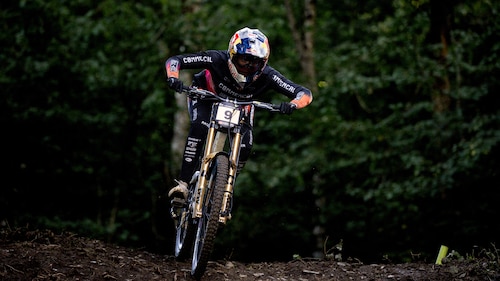 Regarder Race Tapes | Le sport sur HBO Max